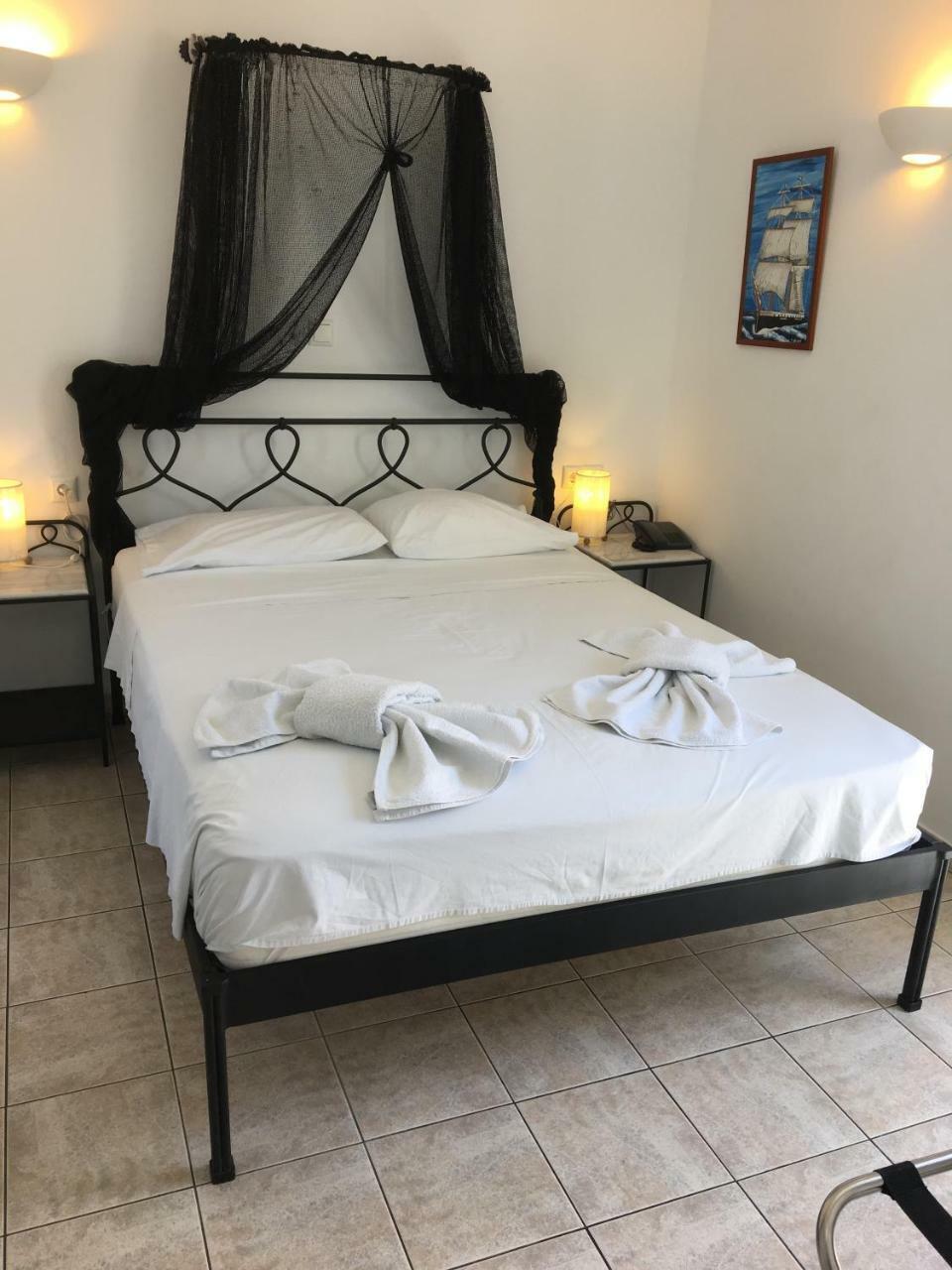 Sea Side Beach Hotel Kamári Zewnętrze zdjęcie